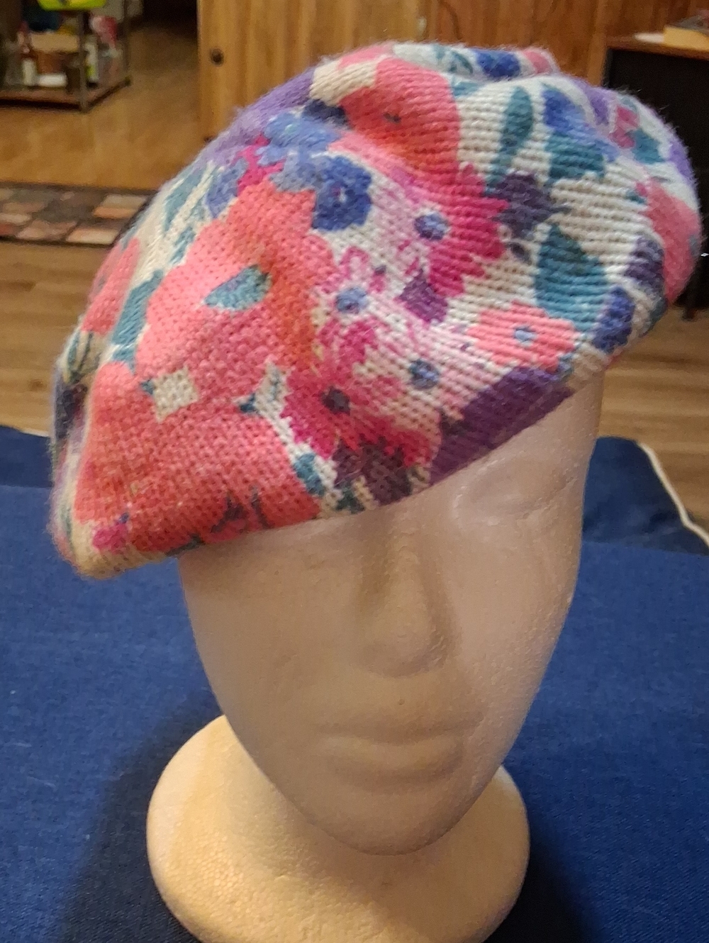Floral Knit Beret in Pink Multicolor — Women's Fashion Hat